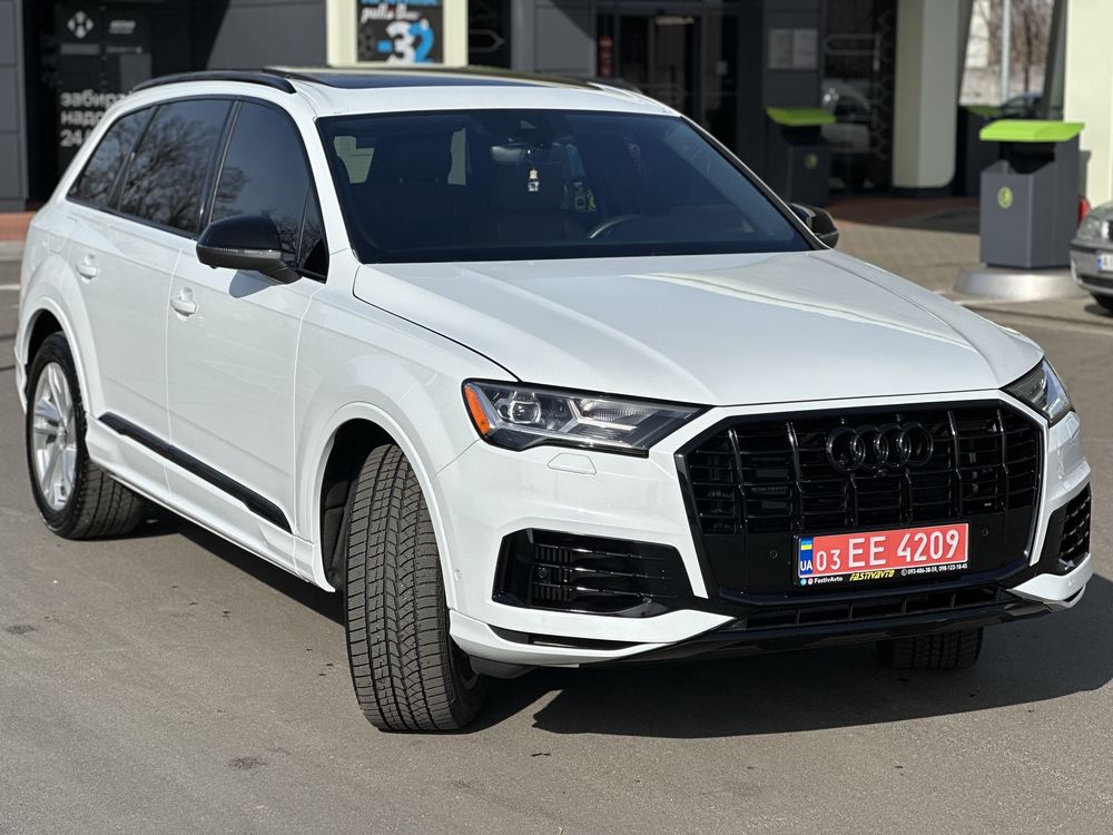 AUDI Q7 2021 рік