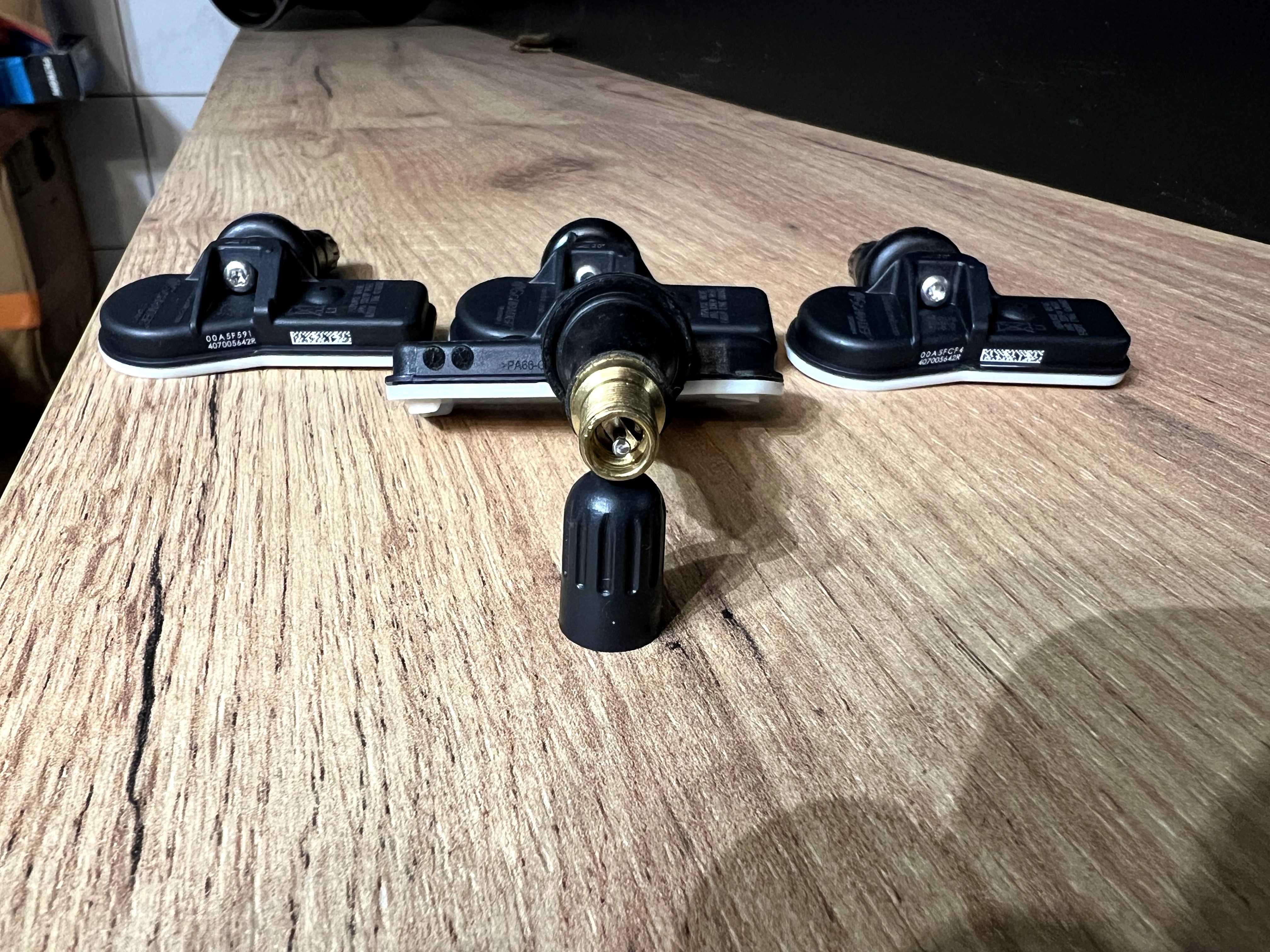 Czujniki ciśnienia opon powietrza Renault^ DACIA^ TPMS^ Citan^ Nissan