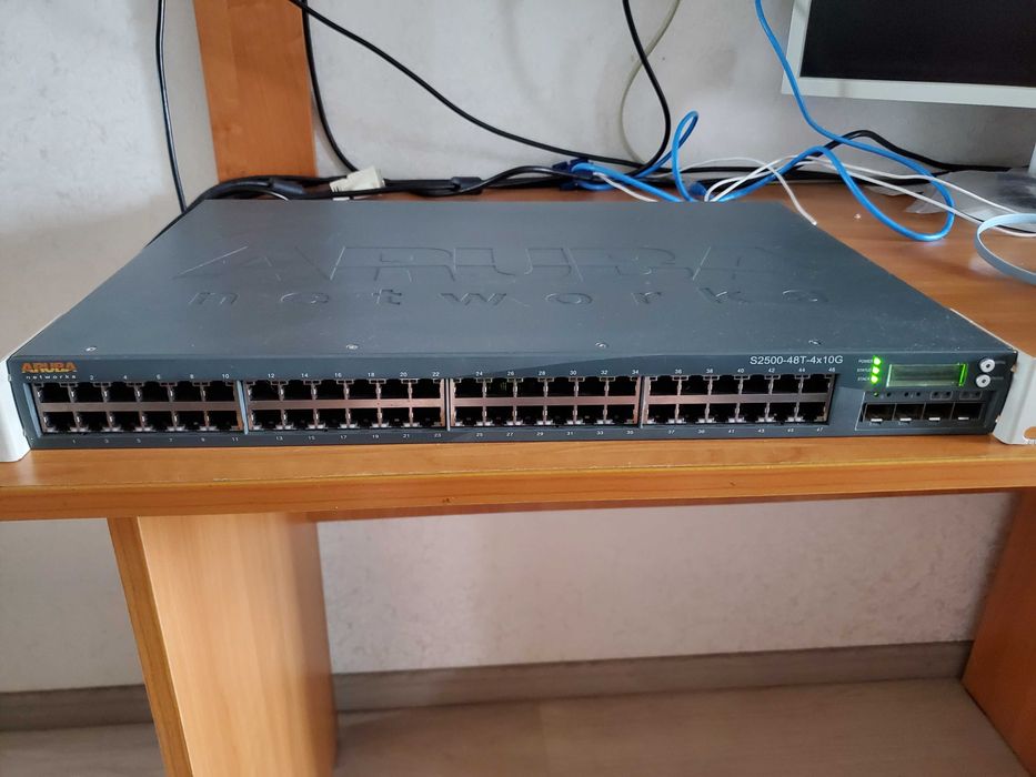 Комутатор (світч)Aruba S2500-48T-4x10G