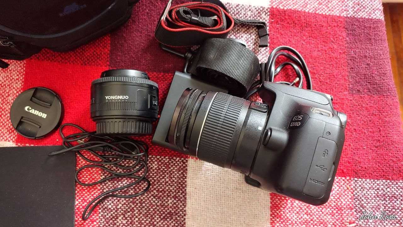 Canon 1200D з об'єктивом 18-55мм