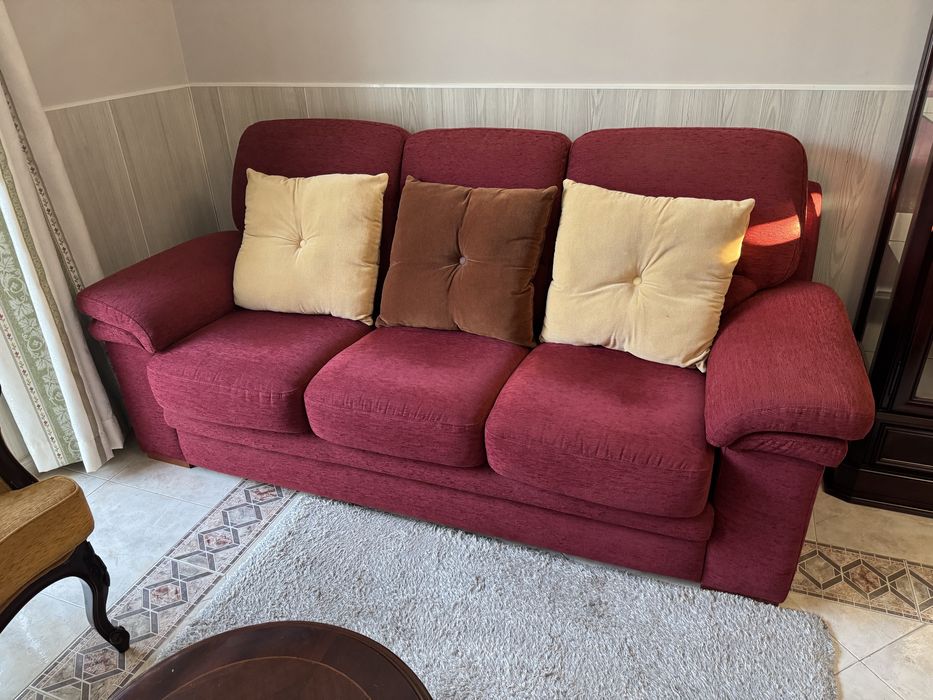 Sofá 3 Lugares em tecido