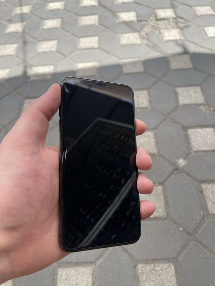 Продам iPhone XS Max 256gb