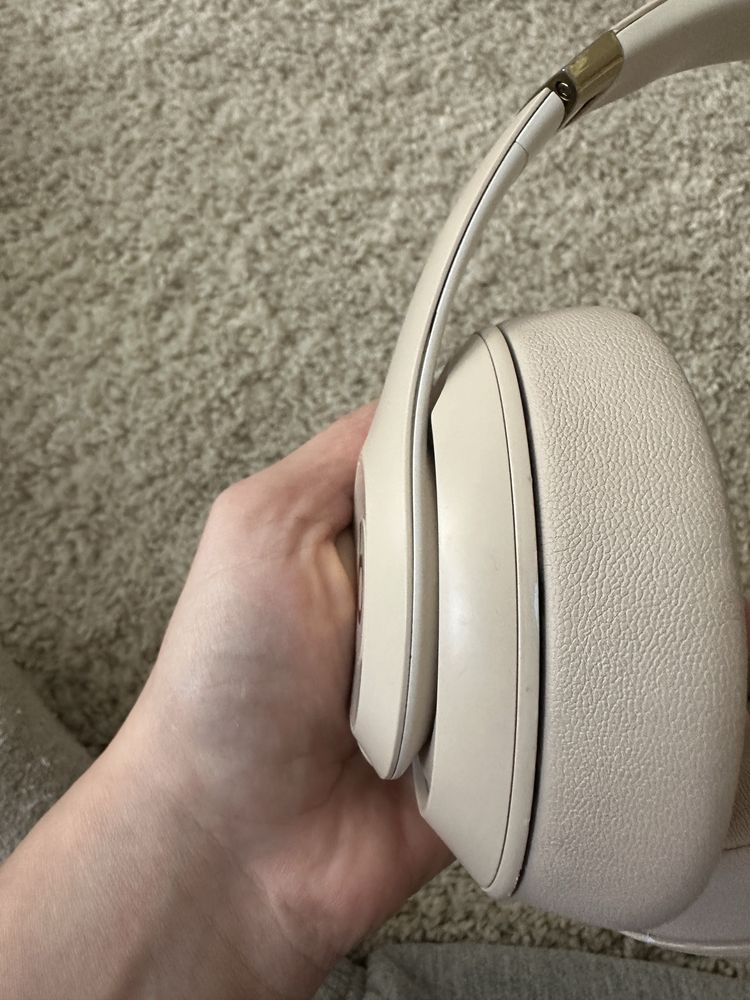 Beats studio 3 wireless desert sand