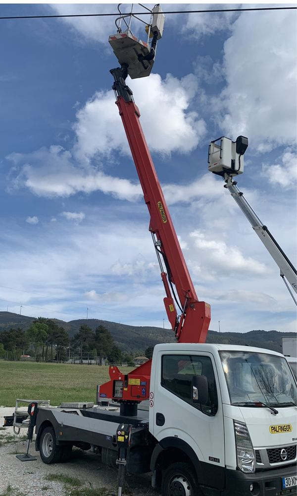 Plataforma elevatoria 20m , grua , barquinha