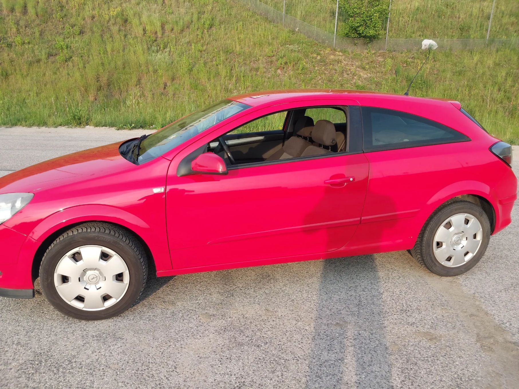 Opel Astra OPEL Astry H GTC 1.9 cdti 120km.