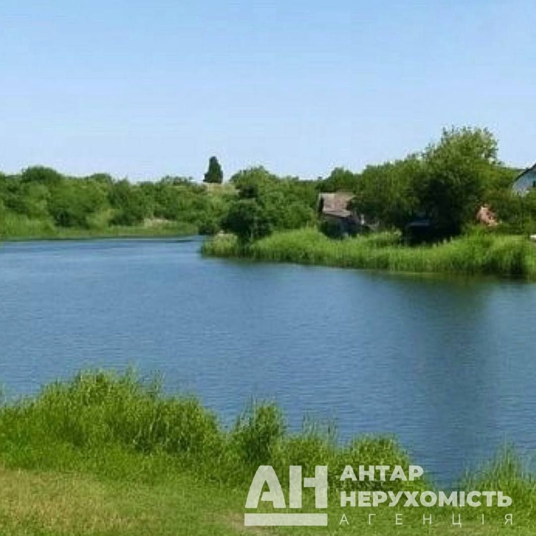 Продається земельна ділянка біля р.Сугоклея