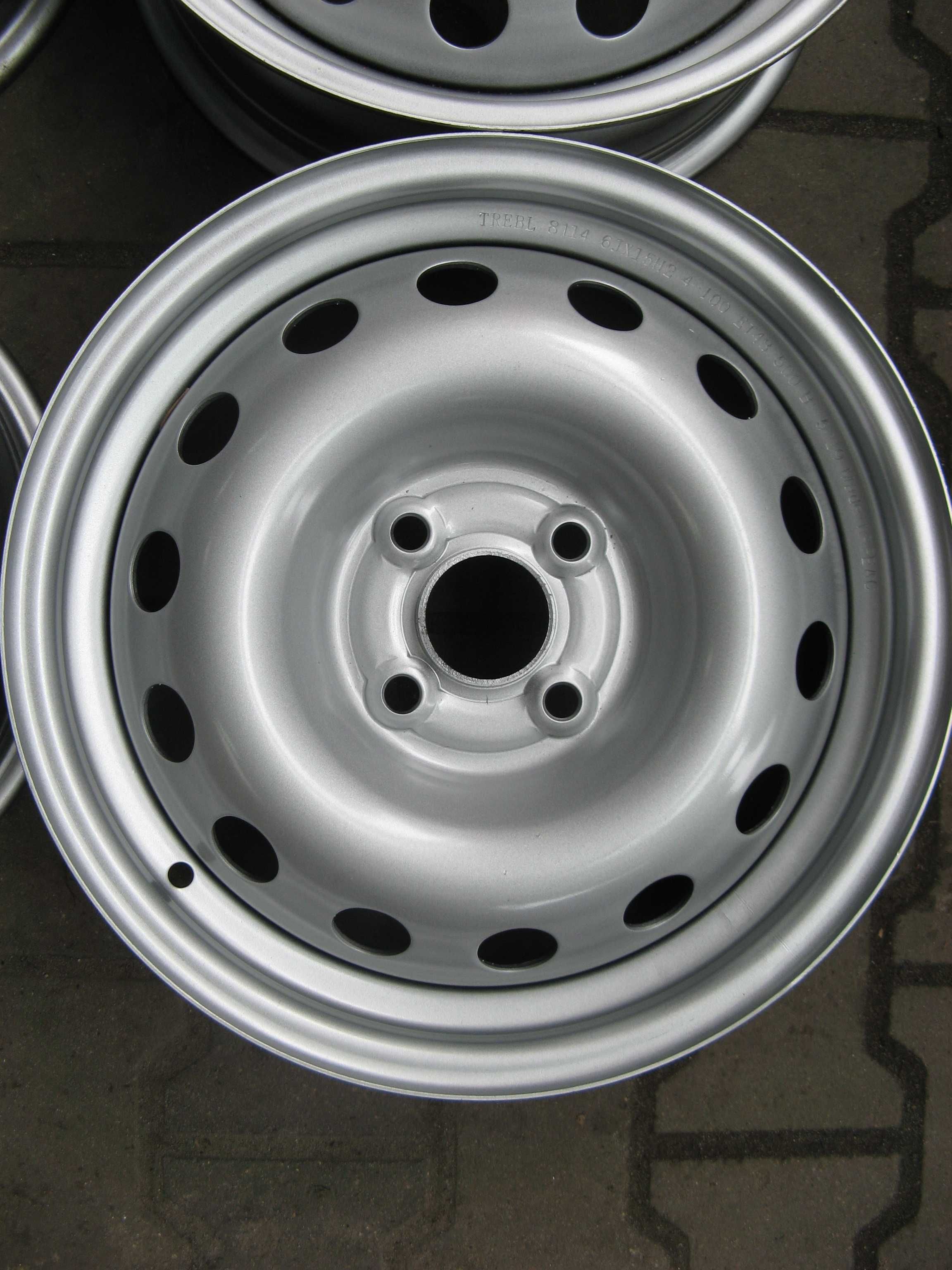 FELGI 15" 4x100 HYUNDAI Bayon , i20  - nr.832