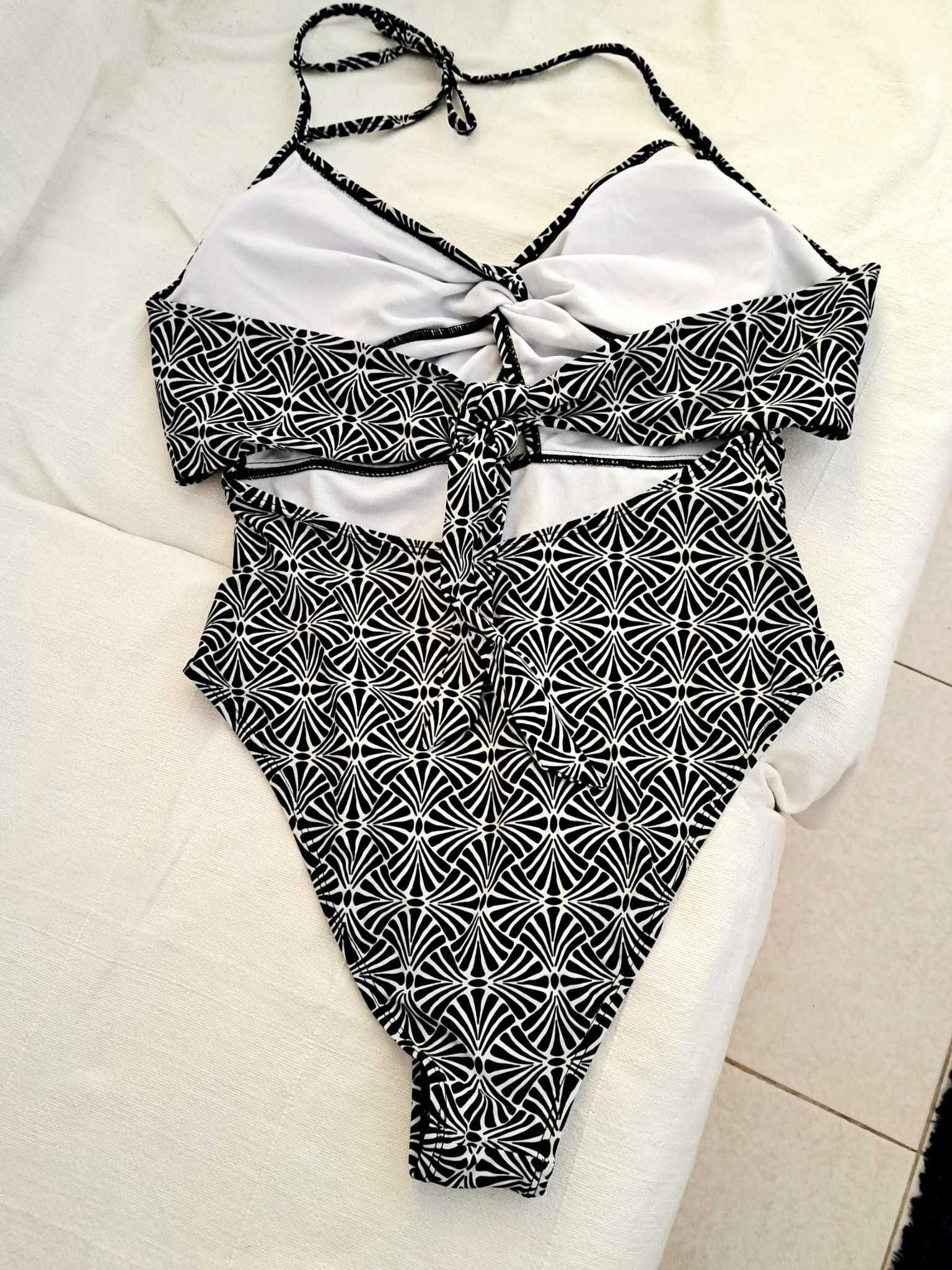 Fato de banho elegante, totalmente novo. Tamanho L