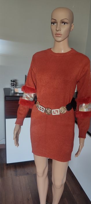 Sukienka sweterek futerko