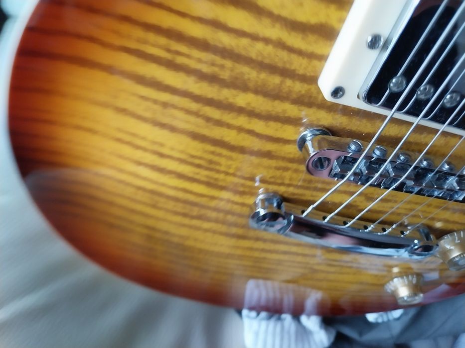 Gitara elektryczna Eko VL-480