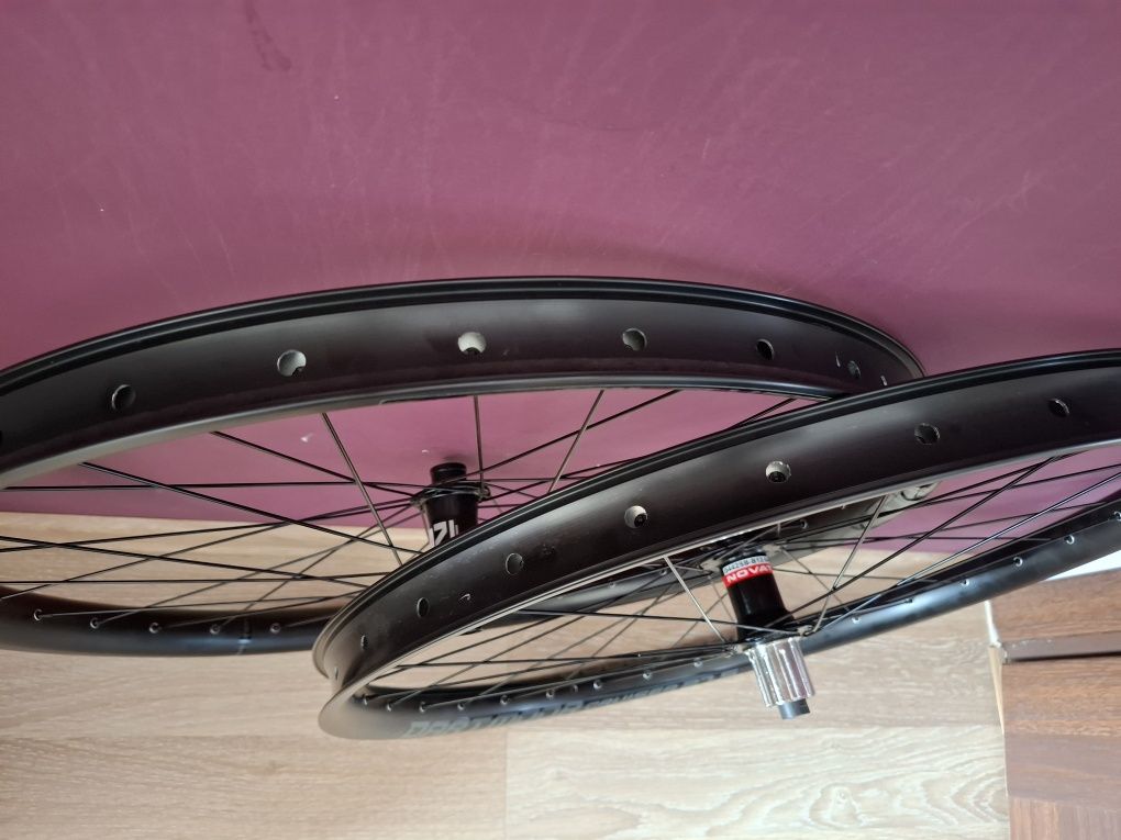 Nowe koła 27,5 dartmoor cruiser novatec 20x110 i 12x148 dh fr enduro