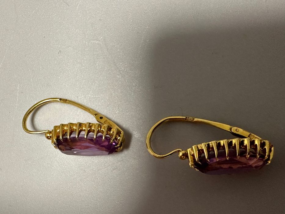 Серьги золотые 750 пробы с александритом со звездой 6,11грам