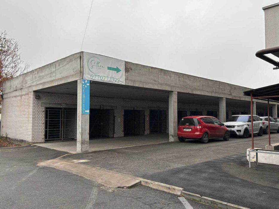 Продам Гараж на вул. Лазаряна 22