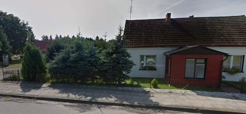 Dom z budynkami gospodarczymi na dwóch bliźn. dzialkach o pow 20 Arow