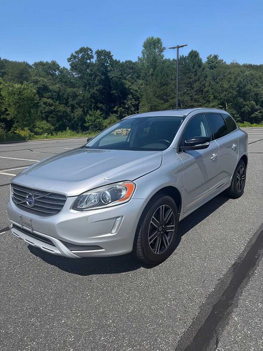 Volvo XC60      2017