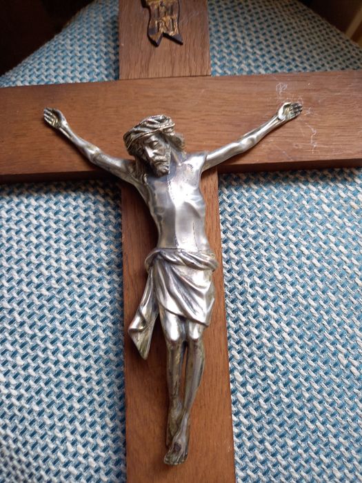 Krzyż pasyjny duży stary