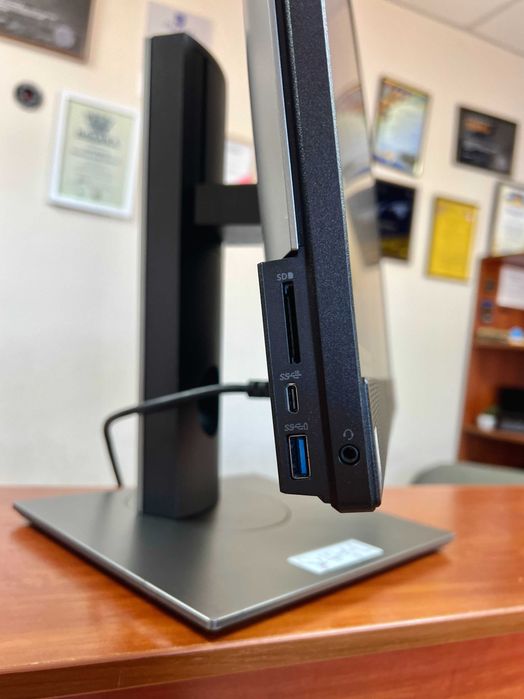 Моноблок Dell OptiPlex 7470 All-in-One/i3-9300/8GB/256GB/24"FHD IPS