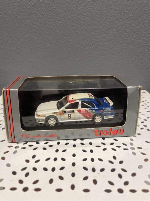 Mimiatura Mitsubishi Galant VR4