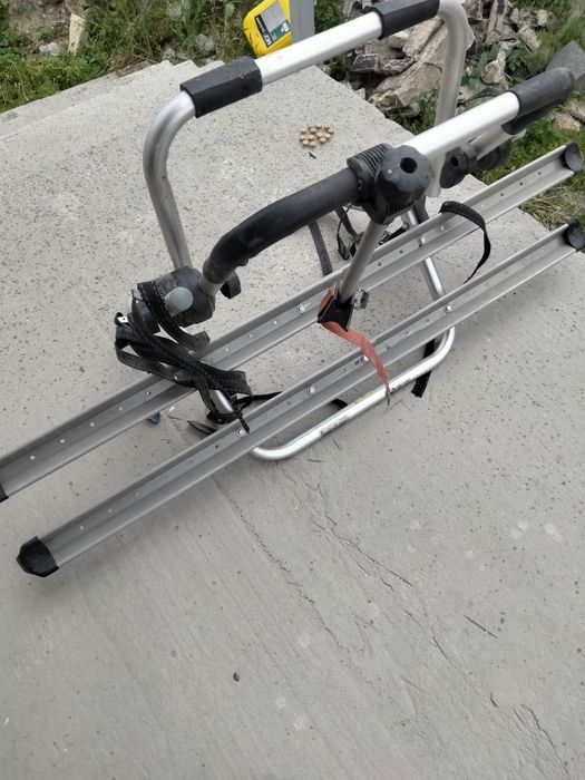 Продам авто багажник  велокріплення для двох велосипедів