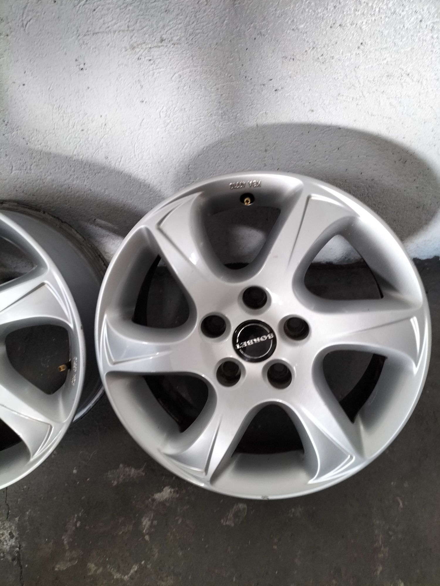 Felgi aluminiowe 16 cali Borbet 5x114.3 Kia Hyundai Renault Nissan