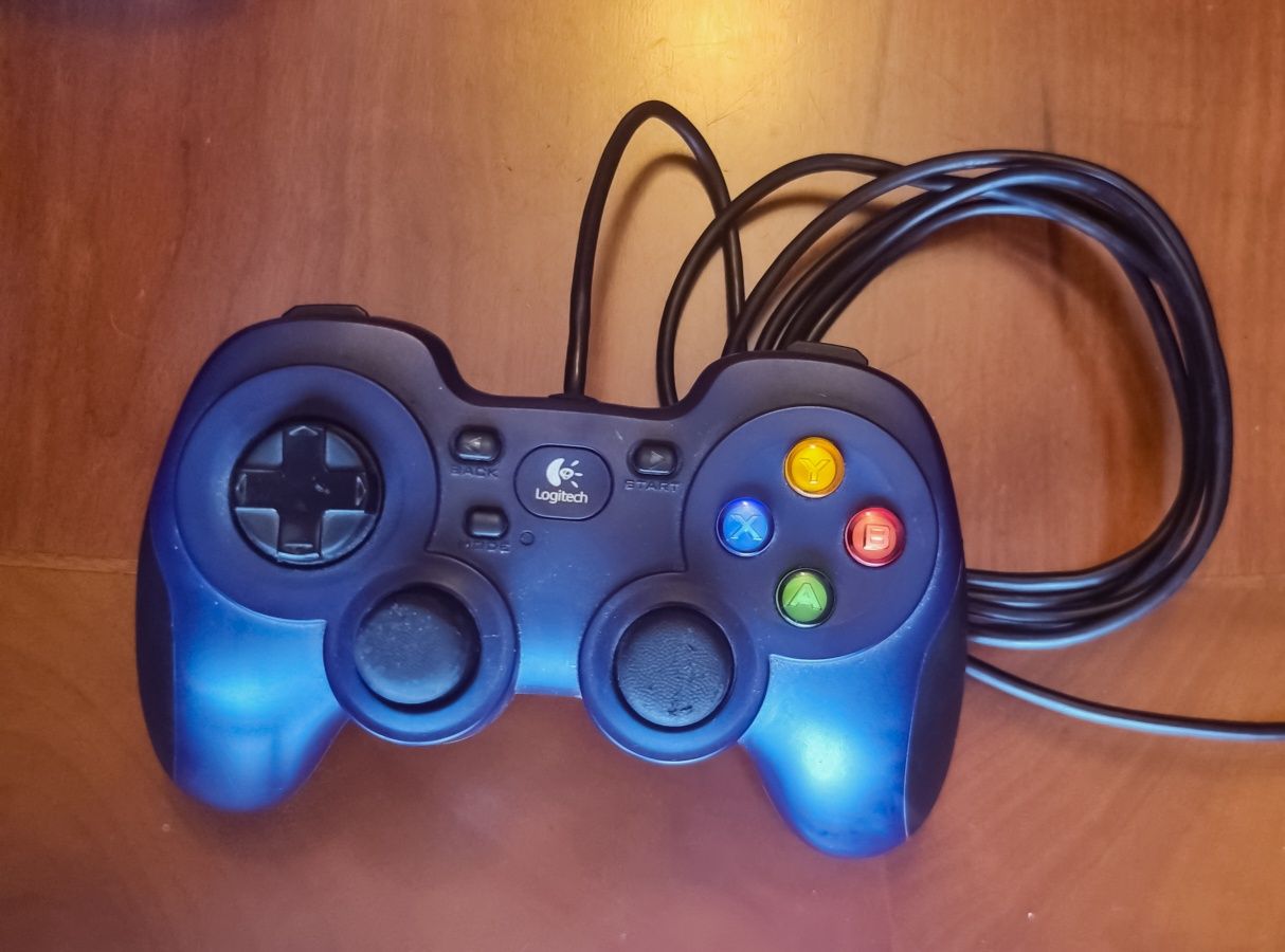 Logitech gamepad F310