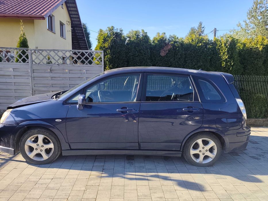 4x4 Suzuki Liana 1.6b sport uszkodzone