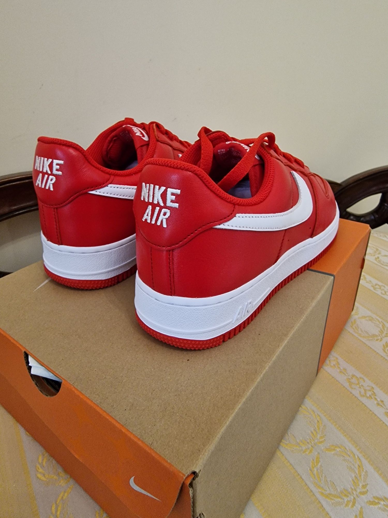 Nowe buty Nike Air Force 1 Low Retro QS 44.5