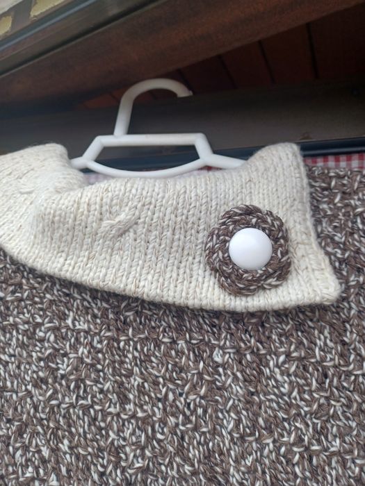 Mantinha ( feita á mão)