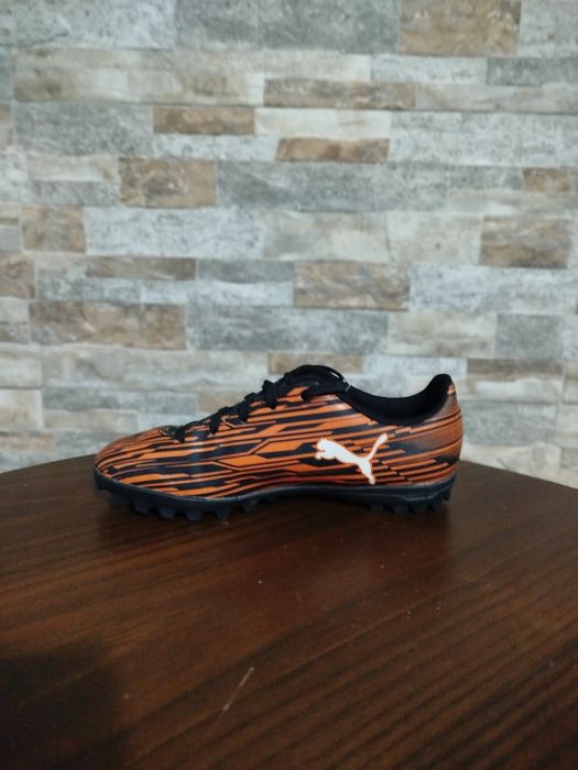 Sapatilhas Puma de futebol (n°35)