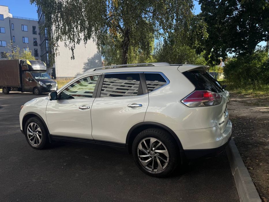 Продаж власного авто Nissan Rogue SL 2015 2,5 бензин /газ
