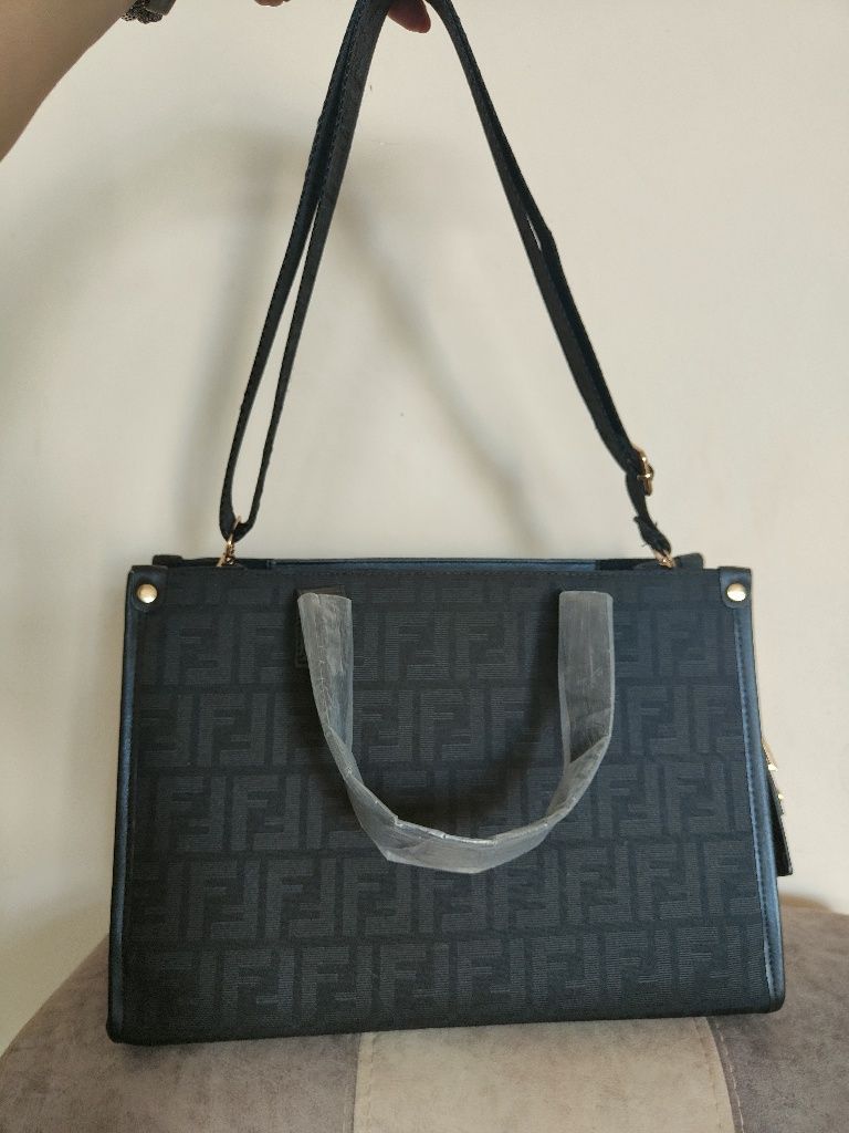 Nowa torebka FF logo czarna shopper