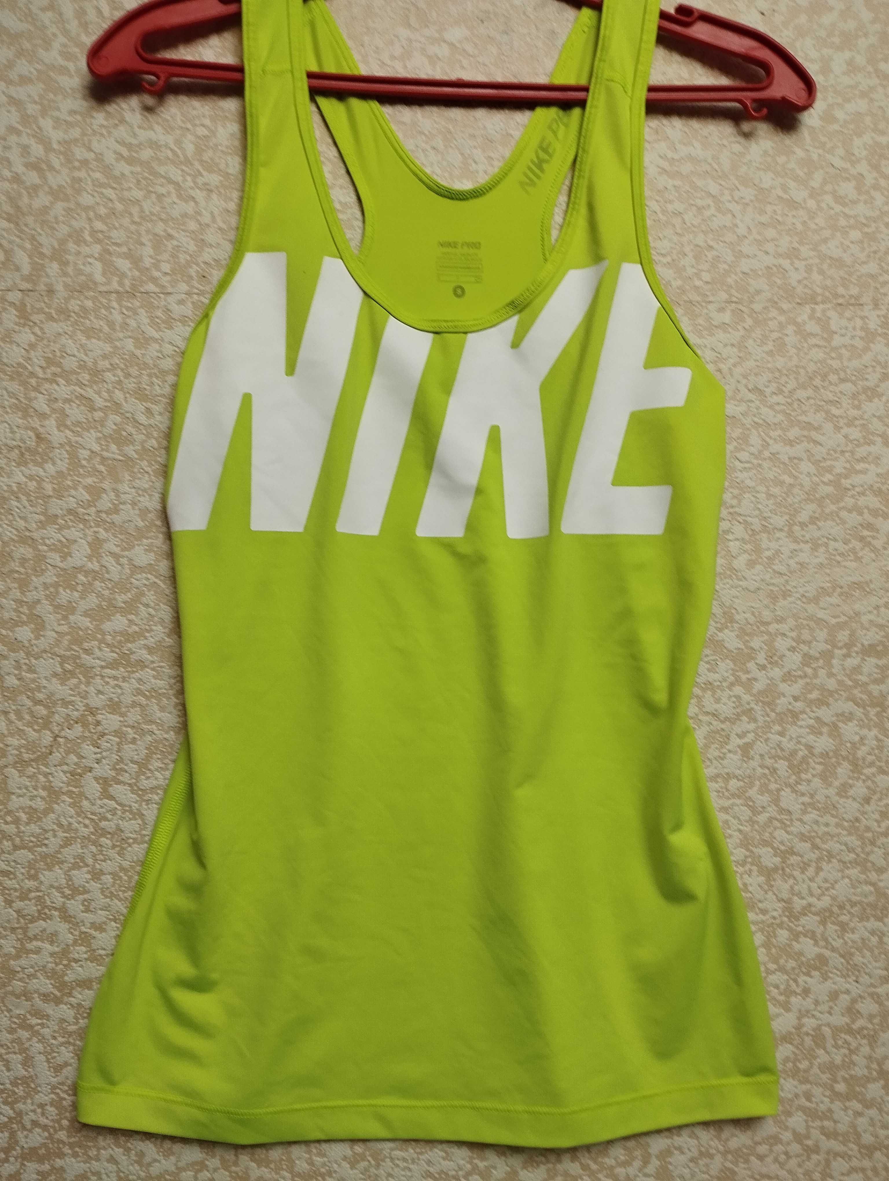 Яскрава оригінальна майка для занять спортом NiKE dri-fit S 42-46