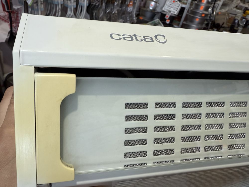 Продам витяжку Cata 50см