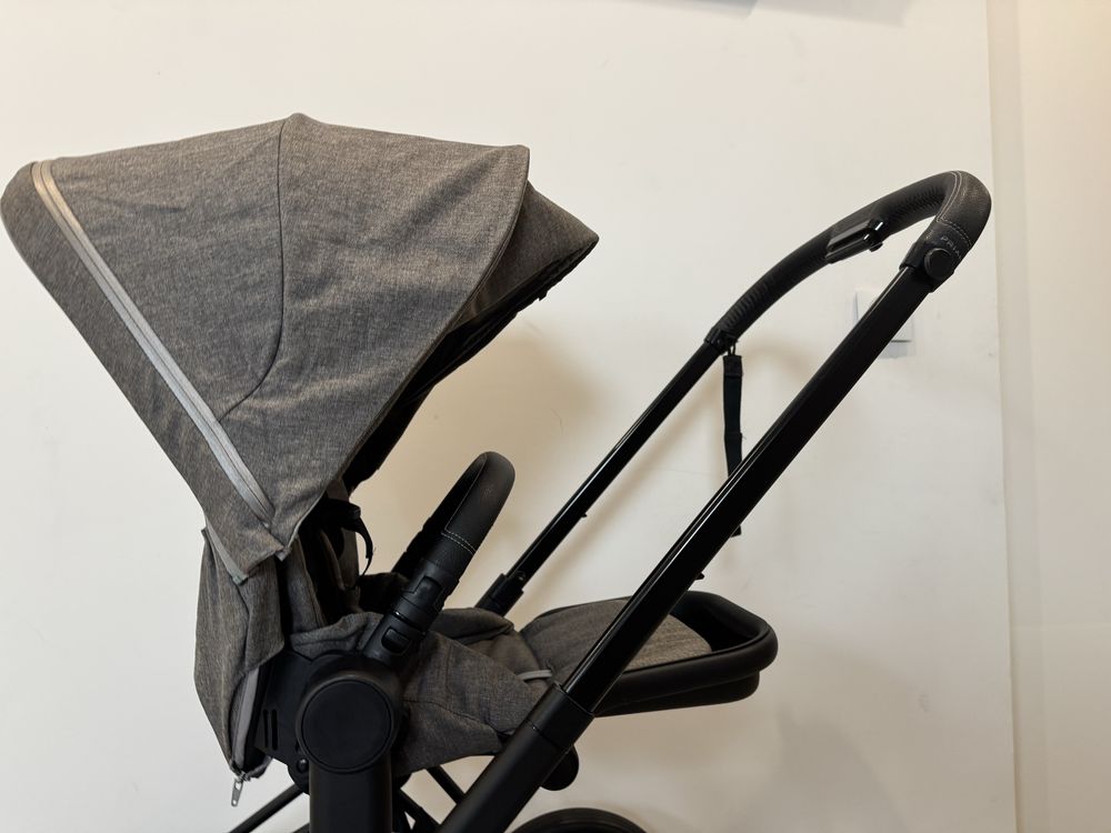 Spacerówka Cybex Priam 4.0 Manhattan Grey / Black Matt