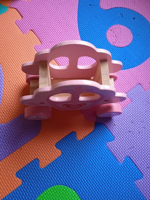 Деревянная карета игрушка