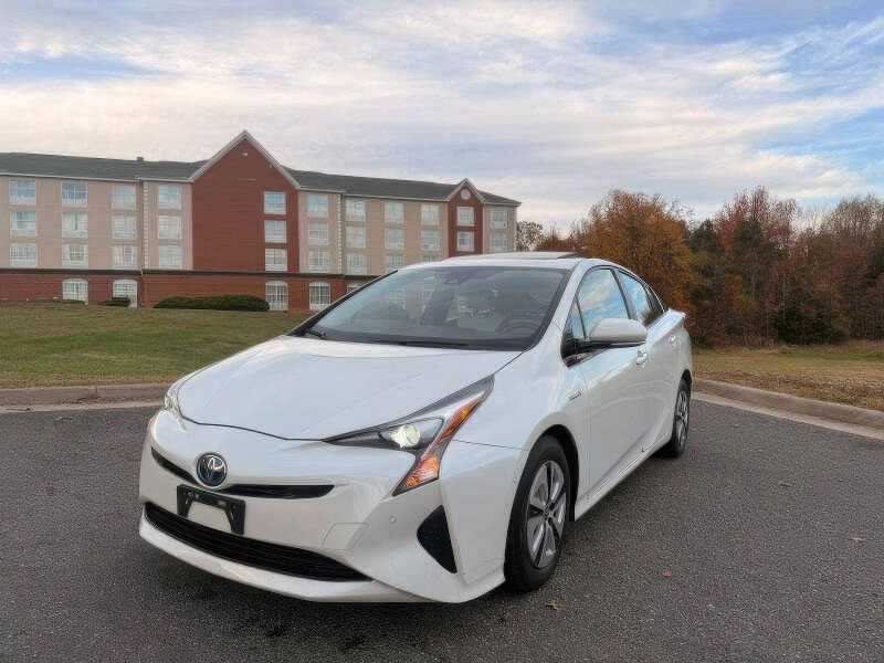2017 Toyota Prius Four Touring