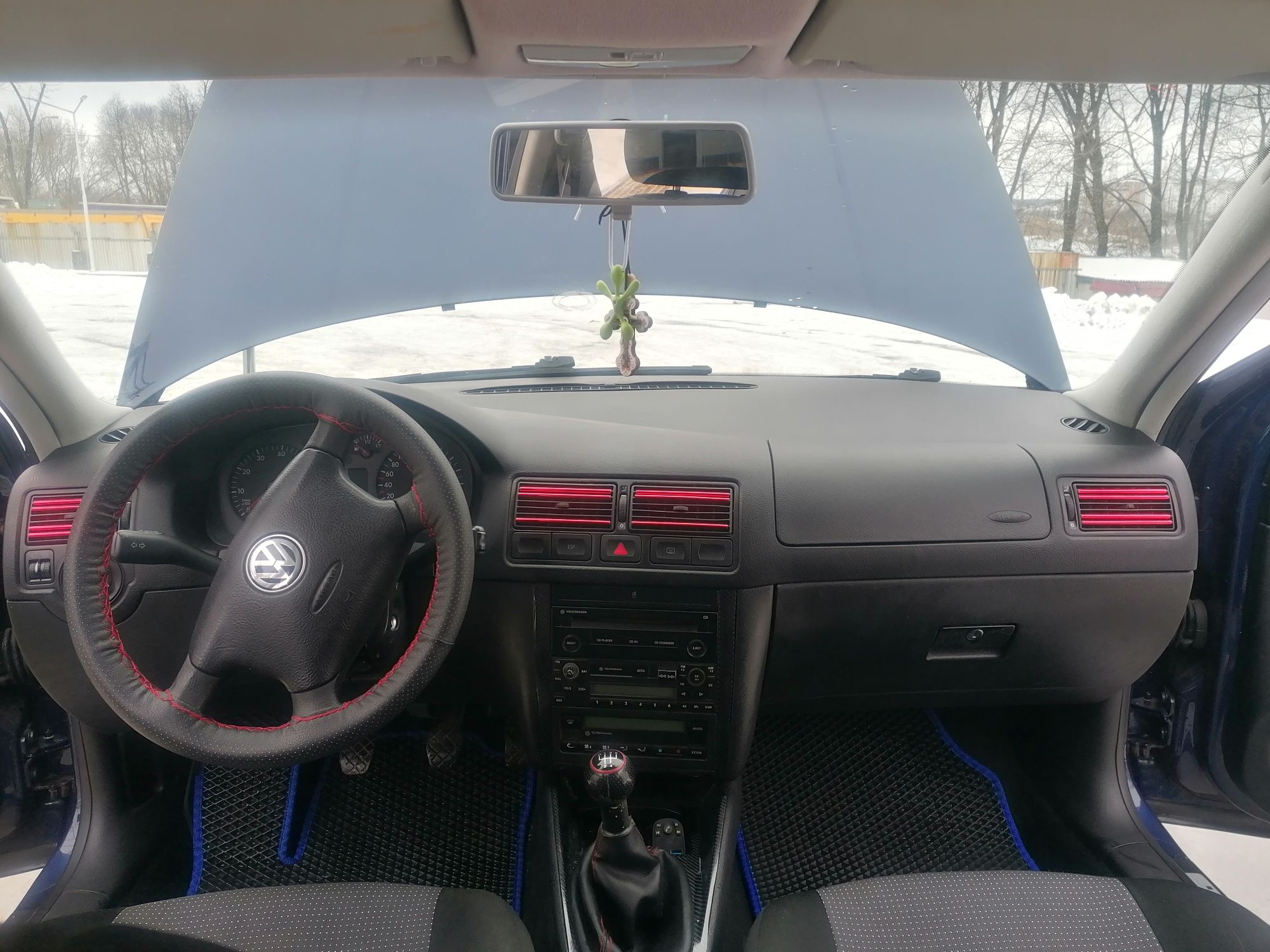 Продам volkswagen golf 4