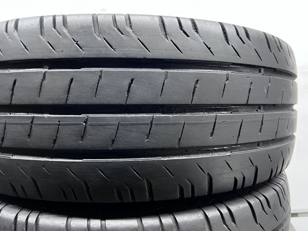 2шт літо 235/65/R16C 6,8мм 2018р Continental Conti Van Contact 200