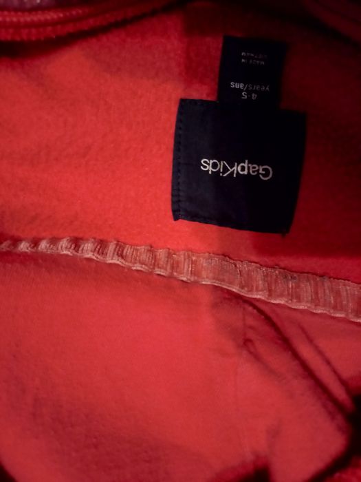 Sprzedam  bluzę  dla dziewczynki  z polaru