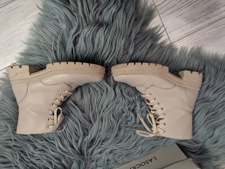 Trapery Lasocki 37 beżowe