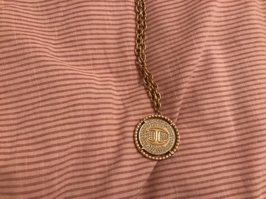 Medalhão Just Cavali NOVO