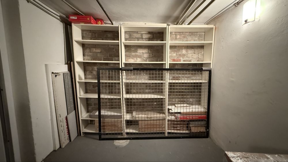 stalowa krata ladna ale mkze byc na zlom ho ciezka