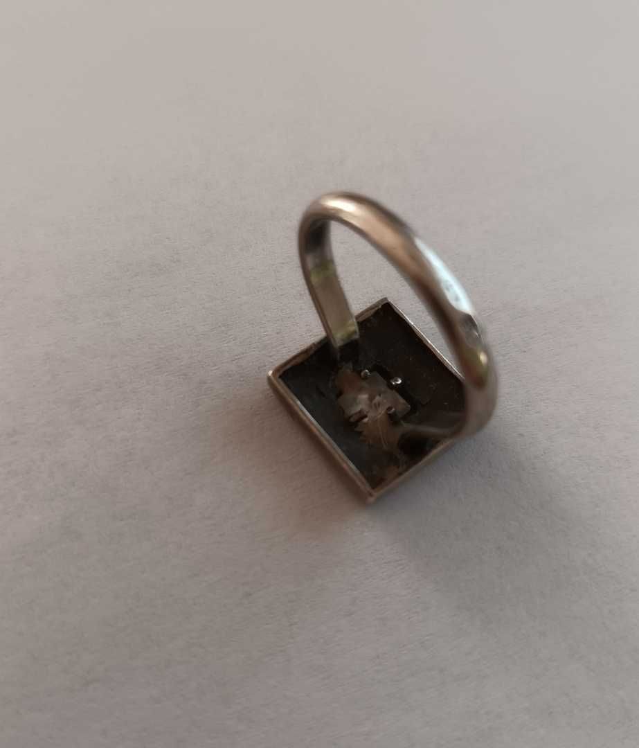 Srebro, kwadratowy srebrny pierścionek