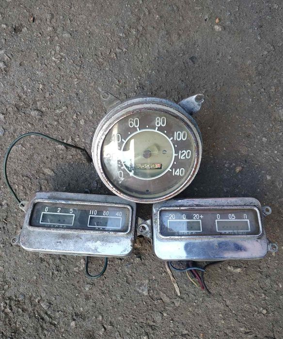 Выжимной подшипник, стекло заднего стоп-сигнала, поводки, алюминиевый