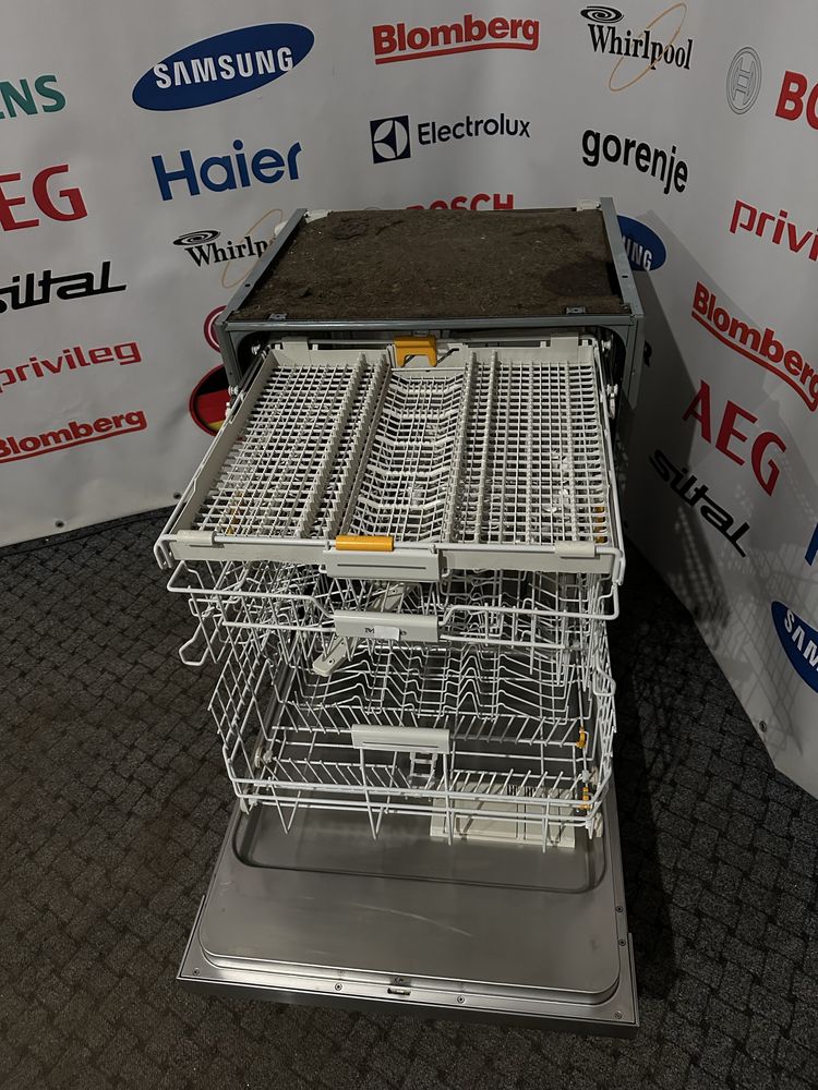 Посудомийна машина/ посудомойка/ посудомийка  Miele G 5400 SCU 60см