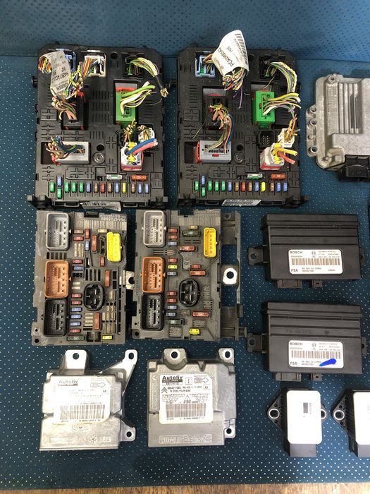 Блок запобіжників бсм BSM гарантія citroen c4 picasso цітроен Пікассо