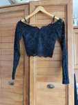 Crop top koronkowy