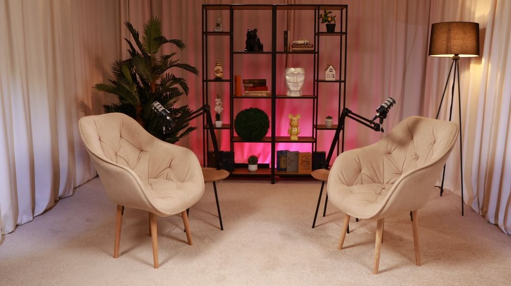 Відео студія для подкаст, reels, стрім, трансляцій в укритті