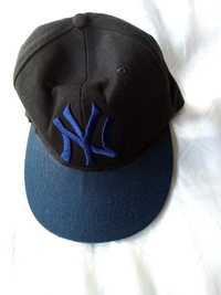 Кепка тракер New Era NY Yankees MLB 200 грн.