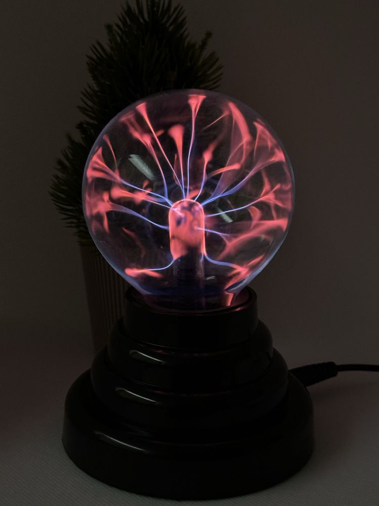 Плазменный шар Тесла с молниями ночник Magic Ball лампа